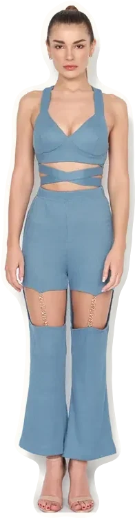 A model wearing the Croix Set in sky blue.